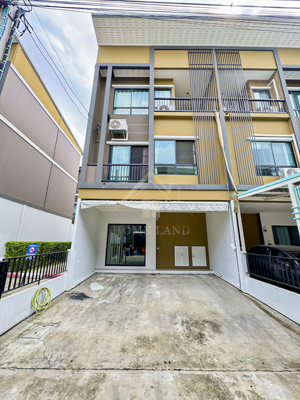 ขาย และ เช่า ทาวน์เฮ้าส์ สัมมากร อเวนิว ชัยพฤกษ์ - วงแหวน (หลังมุม)