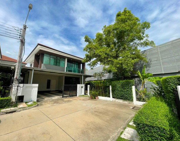 ให้เช่าบ้านเดี่ยว หมู่บ้านเศรษฐสิริ กรุงเทพกรีฑา  บ้านรีโทเวทใหม่ #ใกล้รรนานาชาติไบรท์ตัน โทร 095-164-2956 