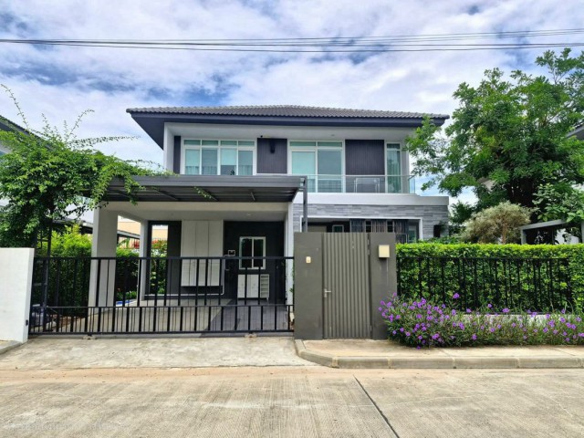 ขาย 12.5 ล้าน #มัณฑนา #สันทราย บ้านเดี่ยวหรู 2 ชั้น ตกแต่งครบด้วยเฟอร์นิเจอร์ Built-in ทั้งหลัง สไตล์โมเดิร์น ฟังก์ชันครบครัน