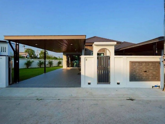 บ้านเดี่ยวสร้างใหม่หลังริม พื้นที่ใหญ่ ใกล้สุขุมวิท 500 ม. พัทยา–นาเกลือ บางละมุง 