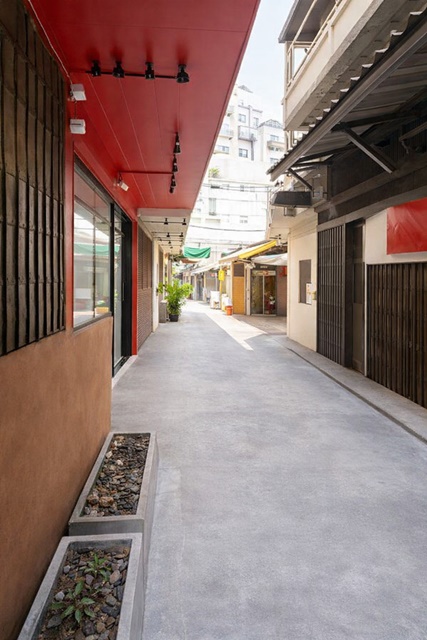 MRT วัดมังกร 200 ม. Shophouse ให้เช่า 1 น้ำ 1 ครัว  42 ตร.ม.ทำเลไชน่าทาวน์ เยาวราช เหมาะสำหรับร้านค้า คาเฟ่ หรือธุรกิจ แหล่งท่องเที่ยว 