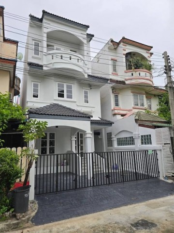 BS1073 ขายทาวน์โฮม 3 ชั้น ดอนเมือง สรงประภา ซอยวัดเวฬุวนาราม 18 ทำเลดี เหมาะอยู่อาศัยและทำโฮมออฟฟิศ