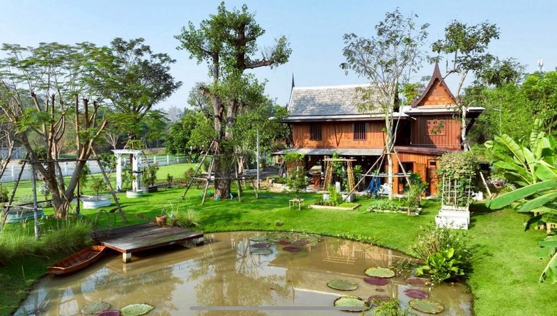 ขายวิลล่า เรือนไทยประยุกต์ริมน้ำ ใกล้ มศว.องครักษ์ สุดหรู บรรยากาศ เงียบ สงบ แสน สบาย