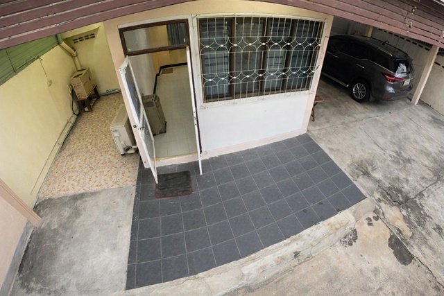  ICONSIAM 2กม. MRT อิสรภาพ 11-15   BigC 200ม.ราชภัฏบ้านสมเด็จ 100 ตรม.  ให้เช่าบ้านเดี่ยว 25ตรว. 1นอน 1น้ำ