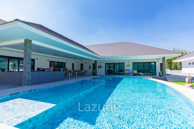 Large Luxury 6 Bed 7 Bath Pool Villa for Sale in Hua Hin - Massive Living Space near Black Mountain Golf