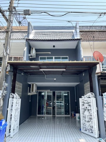 รหัสC7120 ให้เช่าทาวน์โฮม 2ชั้น รีโนเวทใหม่ ย่านถนนนวมินทร์ เฟอร์นิเจอร์ เครื่องใช้ไฟฟ้า พร้อมเข้าอยู่