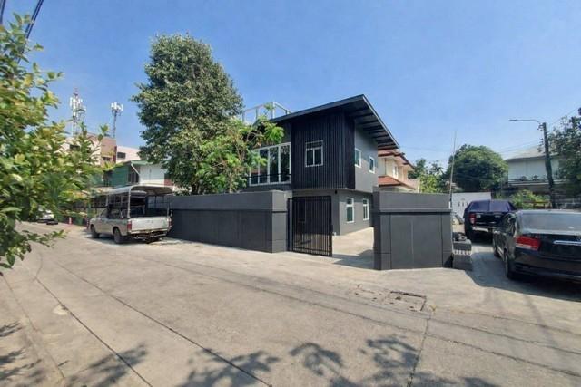 HR 9806 ให้เช่าบ้านเดี่ยวปรับปรุงใหม่ 72 ตารางวา 4 ห้องนอน ซอยปรีดีพนมยงค์ 26 ใกล้ max value สุขุมวิท 71