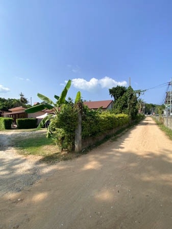 Long Term Rental: Land near the airport, Koh Samui, great opportunity for investors, Airbnb, day rentals and bungalow resorts!