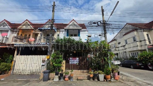 ทาวน์เฮ้าส์ 2 ชั้น 26.9 ตร.ว. เฟิสท์โฮม วัชรพล (สุขาภิบาล 5) หลังมุม ต่อเติมครบ บ้านสวย พร้อมอยู่