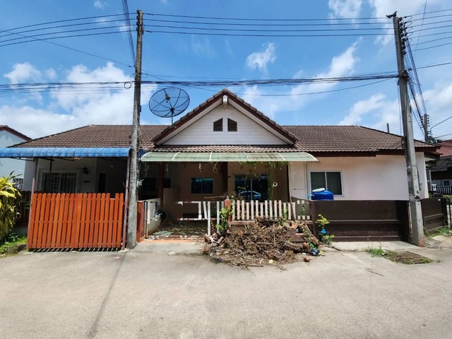 ขาย ทาวน์เฮ้าส์ บ้านมงคลสิทธิ์ มะขามเตี้ย ถนน ปทุมพร  เมืองสุราษฎร์ธานี 