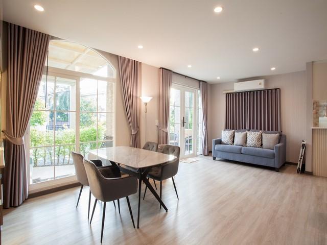 P2126 ให้เช่าบ้านเดี่ยว 2 ชั้น หลังใหญ่ โครงการ คาซ่าวิลล์ สุขาภิบาล 5 ซอย 71 สภาพใหม่ พร้อมอยู่ ติดถนนใหญ่ ใกล้ทางด่วน