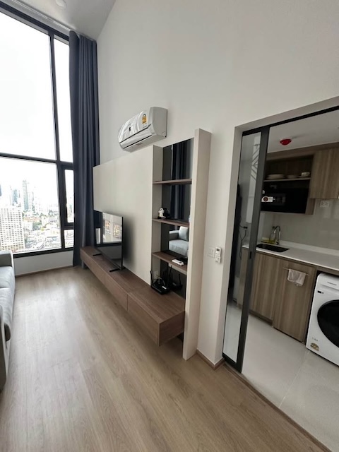 Life Rama 4 Asoke Comfortable Private 33rd Floor MRT KlongToei