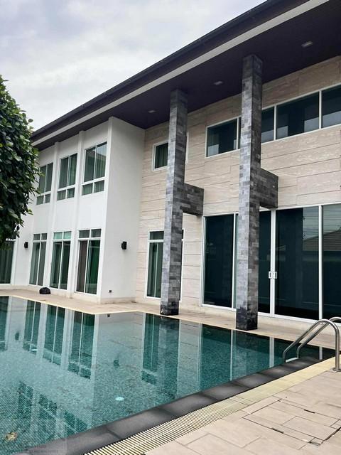 P2317 ขายบ้านเดี่ยว หมู่บ้านไพรเวท เนอวาน่า ลาดพร้าว (Private Nirvana Ladphow) ตรงข้ามเดอะคริสตัล พร้อมสระว่ายน้ำส่วนตัว ซอยโยธินพัฒนา 9