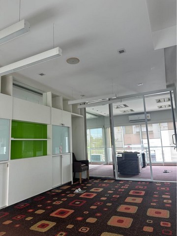  ให้เช่าสำนักงาน  โครงการบิสทาวน์ ลาดพร้าว Biztown Ladpraoใกล้ C D C, เซ็นทรัล อีสต์วิลล์,ทางด่วน ใกล้รถไฟฟ้า สถานีลาดพร้าว 83 เพียง400 เมตร