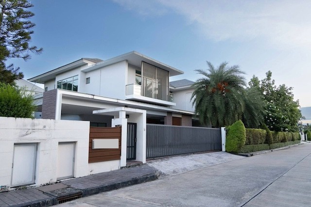 บ้าน BS1059 ขายบ้านหรู โครงการ Perfect Masterpiece 3 สุขุมวิท 77  ติดต่อ Agent จำนวนชั้น 1 จังหวัด - เลือกจังหวัด -