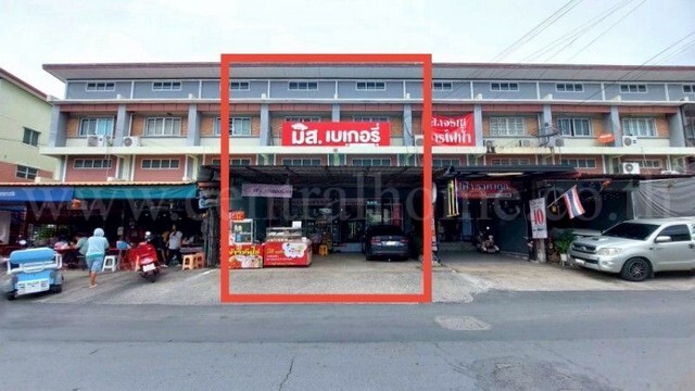 อาคารพาณิชย์ 2.5 ชั้น 2 คูหา บัวทองธานี บางบัวทอง สภาพดีพร้อมอยู่