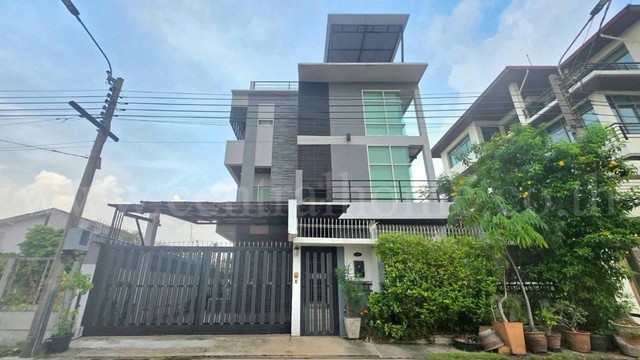 ขายด่วน บ้านเดี่ยว 3 ชั้น รามอินทรา 31 ใกล้ MRT รามอินทรา กม.4