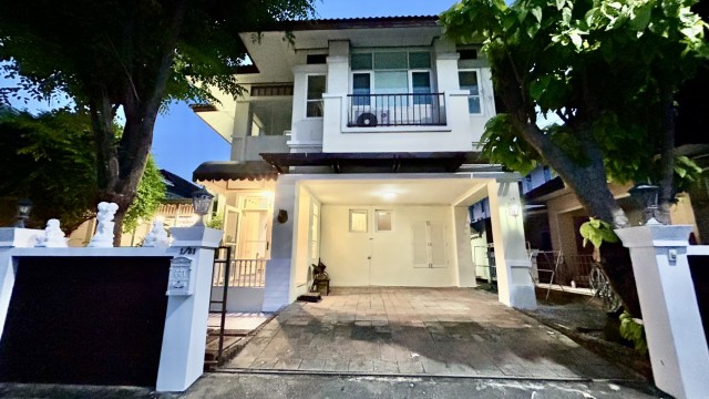 ให้เช่าบ้านเดียว 2 ชั้น โครงการบ้านฟ้ากรีนพาร์ค ซอยลาดพร้าว 101 ทะลุออกถนนเลียบด่วนได้ ใกล้ทางด่วน