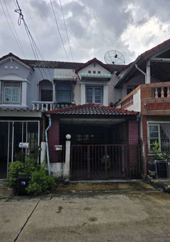 ทรัพย์ฯหายาก หลังบ้านโล่งไม่ติดหลังอื่น!! ขายทาวน์เฮ้าส์ 19 ตร.วา บ้านรินทร์ทอง ลำลูกกา ใกล้ BTS คูคต
