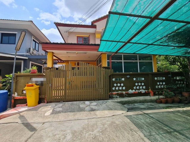 ขายบ้านแฝด  หมู่บ้านบุรีรมย์ พระราม 2-เอกชัย ซอยโรงเรียนฐานเทคโนโลยี สมุทรสาคร