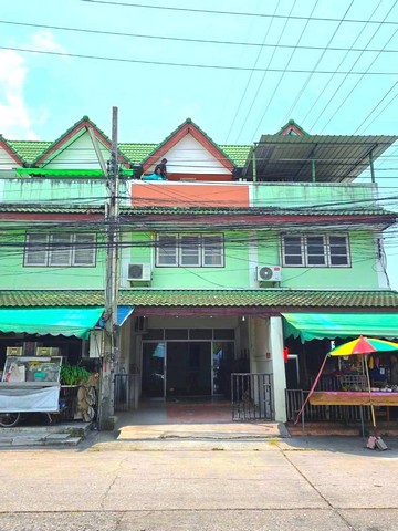 ให้เช่าอาคารพาณิชย์นาป่าเมืองชลบุรี อาคารพาณิชย์ 3 ชั้น หมู่บ้านอีสเทิร์นนาป่า ตกแต่งรีโนเวทใหม่พร้อมเฟอร์นิเจอร์