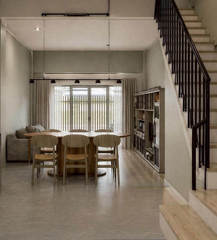 ให้เช่าทาวโฮม ใกล้รถไฟฟ้า BTS แบริ่ง ใกล้ โรงเรียนนานาชาติ Bangkok Patana School   ตกแต่งใหม่ทั้งหลัง ซอยลาซาลนิเวศน์  22 สุขุมวิท 105