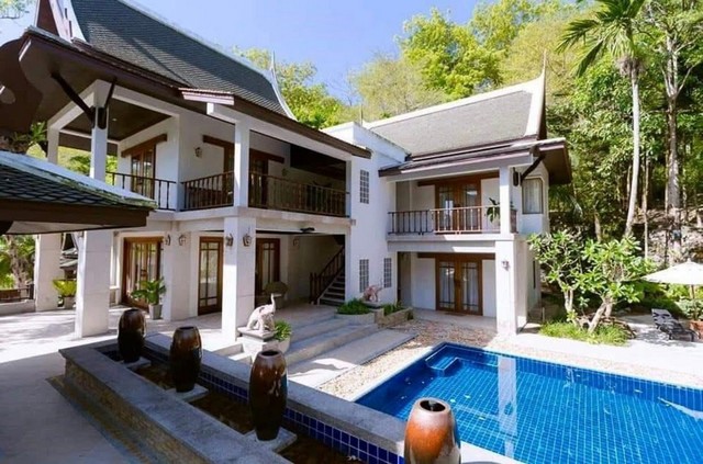 ขายบ้านพูลวิลล่า โซนป่าตอง ภูเก็ต เนื้อที่ 3งาน 56 ตารางวา 