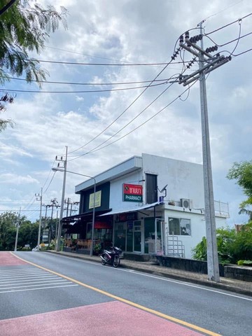 ขายอาคารพาณิชย์ พร้อมคนเช่าติดถนนเส้นหลัก หาดไตรตรัง ต.ป่าตอง จ.ภูเก็ต 