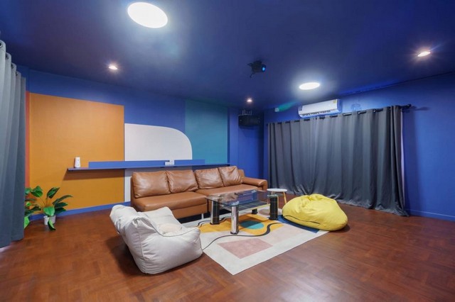 P2330 ให้เช่าบ้านหรู ทาวน์โฮม 5 ชั้น ใจกลางทองหล่อ ซอย 25 ตกแต่งสวยพร้อมเข้าอยู่