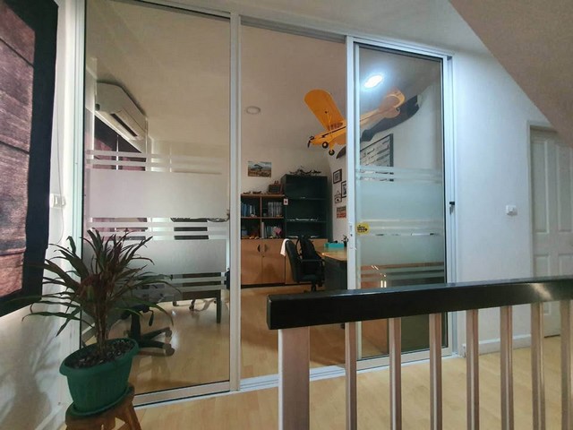 P2326 ให้เช่าทาวน์โฮม 3 ชั้น Town plus ทาวน์พลัส อ่อนนุช ลาดกระบัง ซอยลาดกระบัง 20/1 โครงการคุณภาพของแสนสิริ ตกแต่งสวยพร้อมเข้าอยู่