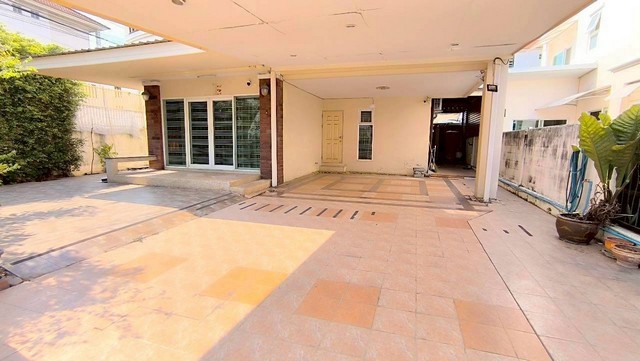 ด่วน ศุภาลัยวิลล์ เพชรเกษม 48  แยก 16 แขวงบางด้วน เขตภาษีเจริญ กทม. 