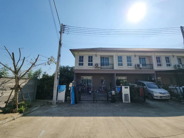 ขายทาวน์เฮ้าส์  หมู่บ้านพฤกษา 132 ถนนลำลูกกา ปทุมธานี