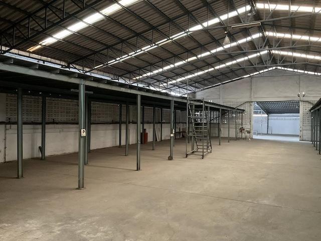 BR 1759 ให้เช่าโกดัง โรงงาน  พื้นที่ 2000 ตร.ม. สมุทรสาคร ถนนเศรษฐกิจพร้อมออฟฟิศ รถบรรทุกเข้าได้ ใกล้ถนนใหญ่