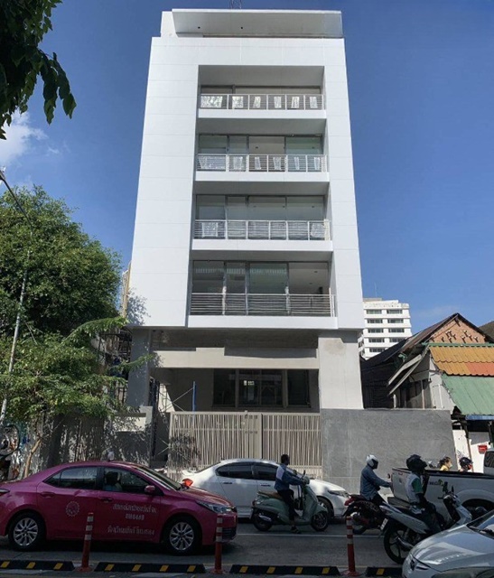 อาคารสำนักงาน 7 ชั้น MRTหัวลำโพง 700ม. มีดาดฟ้า 1202 ตรม. 102ตรว.สีลม สุรวงศ์  เจริญกรุง ขาย-ให้เช่า อาคารสร้างใหม่ เหมาะทำเป็น 