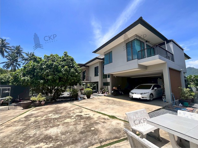 ขาย บ้านพักตากอากาศ พร้อมที่ดิน มีบ้านพักรับรองอีก 2 หลัง ใกล้ถนนมิตรภาพ เดินทางสะดวก ไม่ไกลห้างสรรพสินค้า | 93345