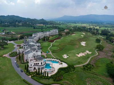 ขาย Penthouse เมอเวนพิค เขาใหญ่ Mövenpick / My Ozone 194 ตร.ม. วิวสนามกอล์ฟ