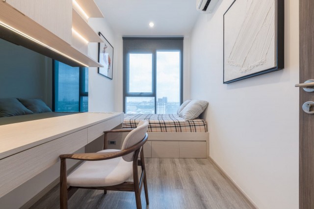 Ideo Mobi Sukhumvit 66 spacious secure 15th floor BTS UdomSuk