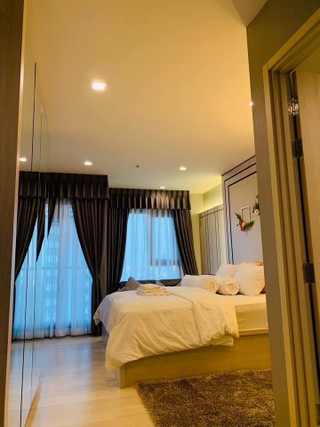 Life One Wireless Comfortable Safe 22nd Floor BTS PloenChit