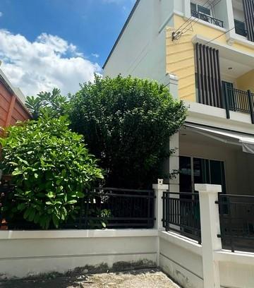 ให้เช่าทาวน์โฮม 3 ชั้น 170 ตร.ม. บ้านกลางเมือง Urbanion เกษตรนวมินทร์ 2 ใกล้ MRT ลาดปลาเค้า