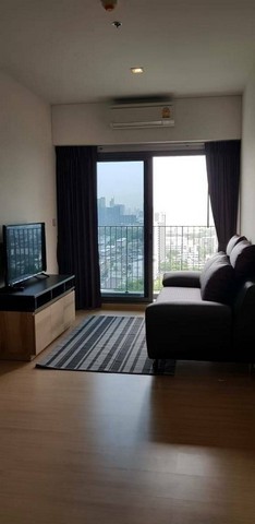 Whizdom Connect 2 bedrooms fully furnished peaceful convenient to BTS Punnawithi