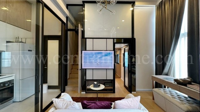 ลดราคา คอนโด ชีวาทัย เรสซิเดนซ์ อโศก ห้องริม Loft Type Built-in ราคาถูก