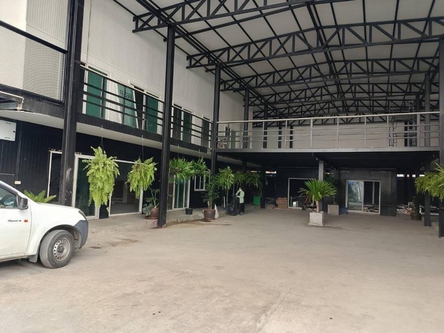 ให้เช่าอาคาร 2 ชั้น ขนาด 1,500 ตรม. ซอยรัชดา 14 พร้อมลานจอดรถ ใกล้ MRTห้วยขวาง
