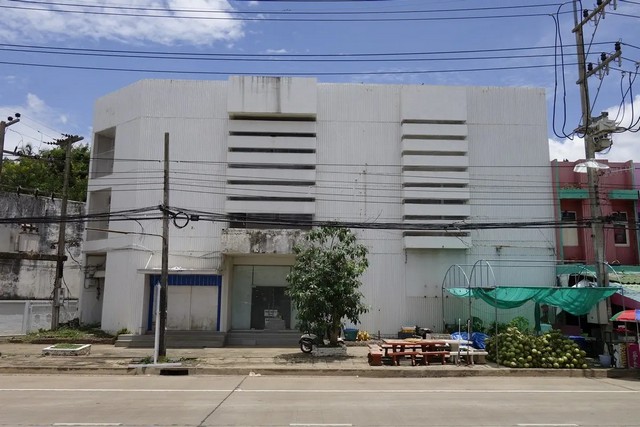  ขาย สำนักงาน สากเหล็ก ถนนเขาทราย-วังทอง เมืองพิจิตร ราคาโปรโมชั่น 