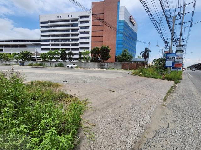 ให้เช่าที่ดินถมแล้ว เนื้อที่ 6 ไร่กว่า ถนนบางนา-ตราด กม.13 ใกล้มาร์เก็ต วิลเลจ