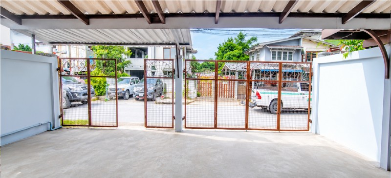 ซิตีลิงก์ พระราม 9-ศรีนครินทร์ บ้าน 4นอน 50 ตร.ว. 200 ตร.ม. มีรถสองแถวผ่าน BigC Mini 7-11