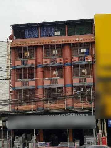 ขายอาคารพาณิชย์ 5 ชั้น  ริมถนนใหญ่ศรีนครินทร์ (ตรงข้าม Foodland)  ทำเลทองติดรถไฟฟ้า