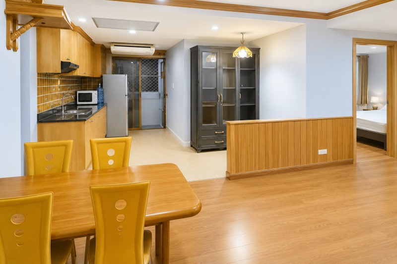 สาทร11BTS เซนต์หลุยส์ 499ม. ชั้น10 64 ตร.ม. รับคนไทยด้วย คอนโดให้เช่า Happy Land Sathorn Suite 2นอน