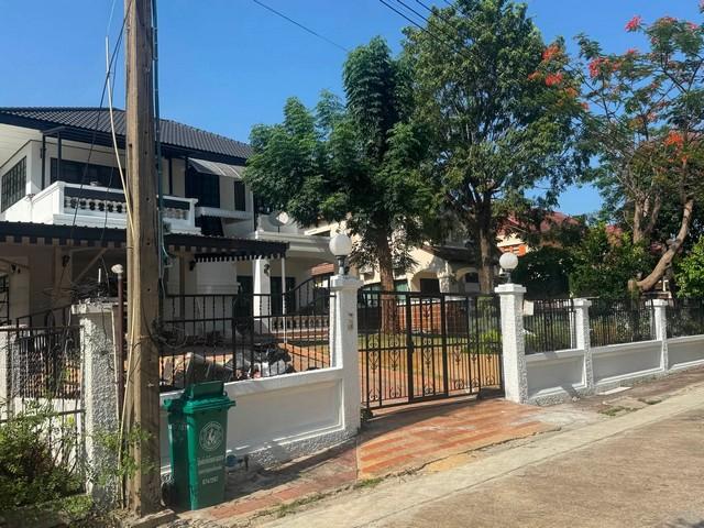 ให้เช่าบ้านเดี่ยว โครงการ ลดาวัลย์ ศรีนครินทร์ Ladawan Srinakarin ซอยศรีด่าน 14 ถนนศรีนครินทร์ ใกล้ Makro ศรีนครินทร์