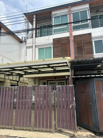 HR 10495 ให้เช่าทาวน์เฮ้าส์ 3 ชั้น 3 ห้องนอน ซอย 20 มิถุนา รัชดา สุทธิสาร ใกล้ MRT สุทธิสาร