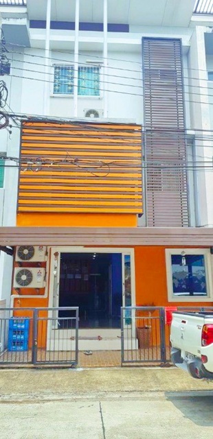 ARLบ้านทับช้าง 900ม. สุขุมวิท77 ทาวน์โฮม 3ชั้น 3นอน อ่อนนุช วัดกระทุ่มเสือปลา 20ตร.ว. 230ตร.ม. ทำเลอ่อนนุช ประเวศ ตลาดเอี่ยมสมบัติ 2 กม. 